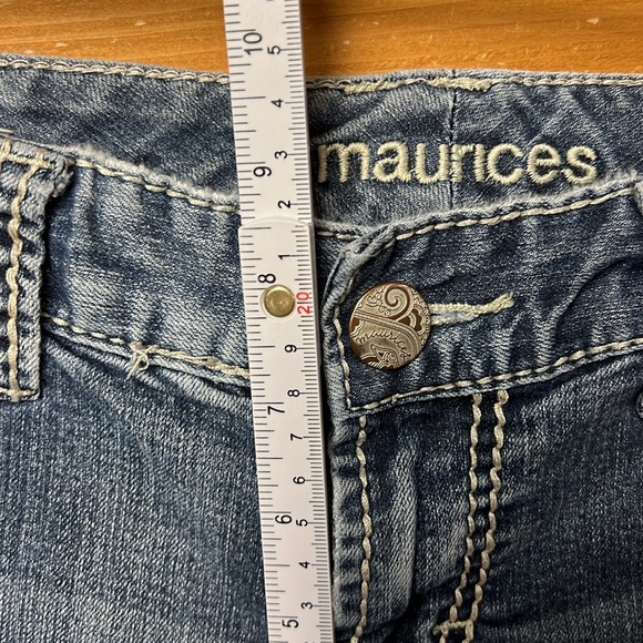 Maurices Women’s Mid Rise Straight Jeans Size 9/10 Long Blue Medium Wash Denim‎ - Picture 2 of 8